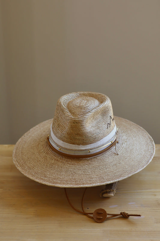 Lakeside Linen
