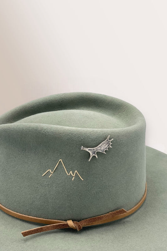 Moose Paddle Pin