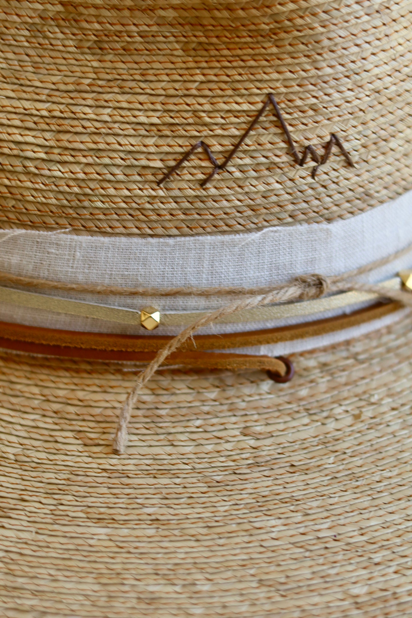 Lakeside Linen