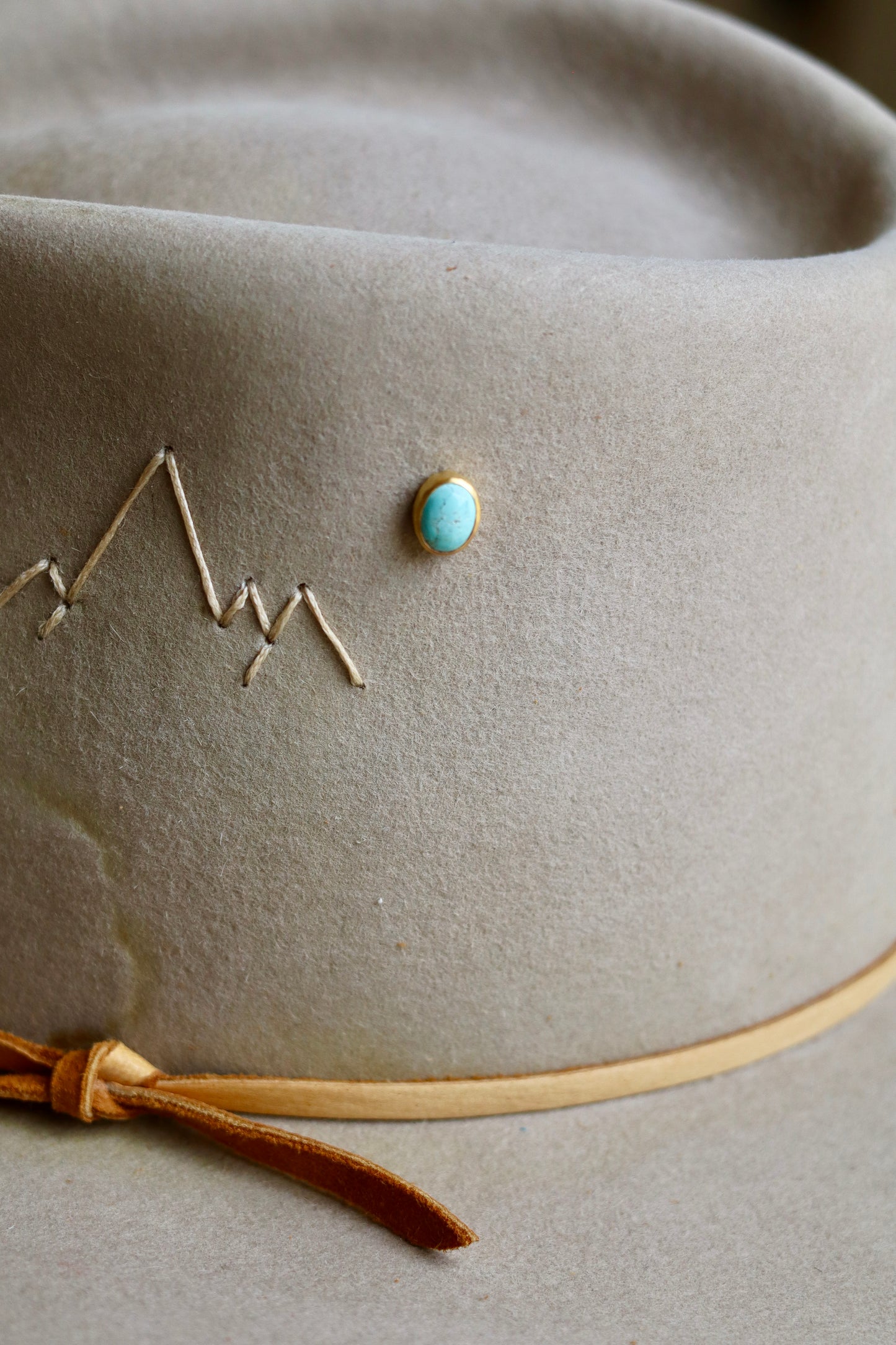 Turquoise Oval Pin