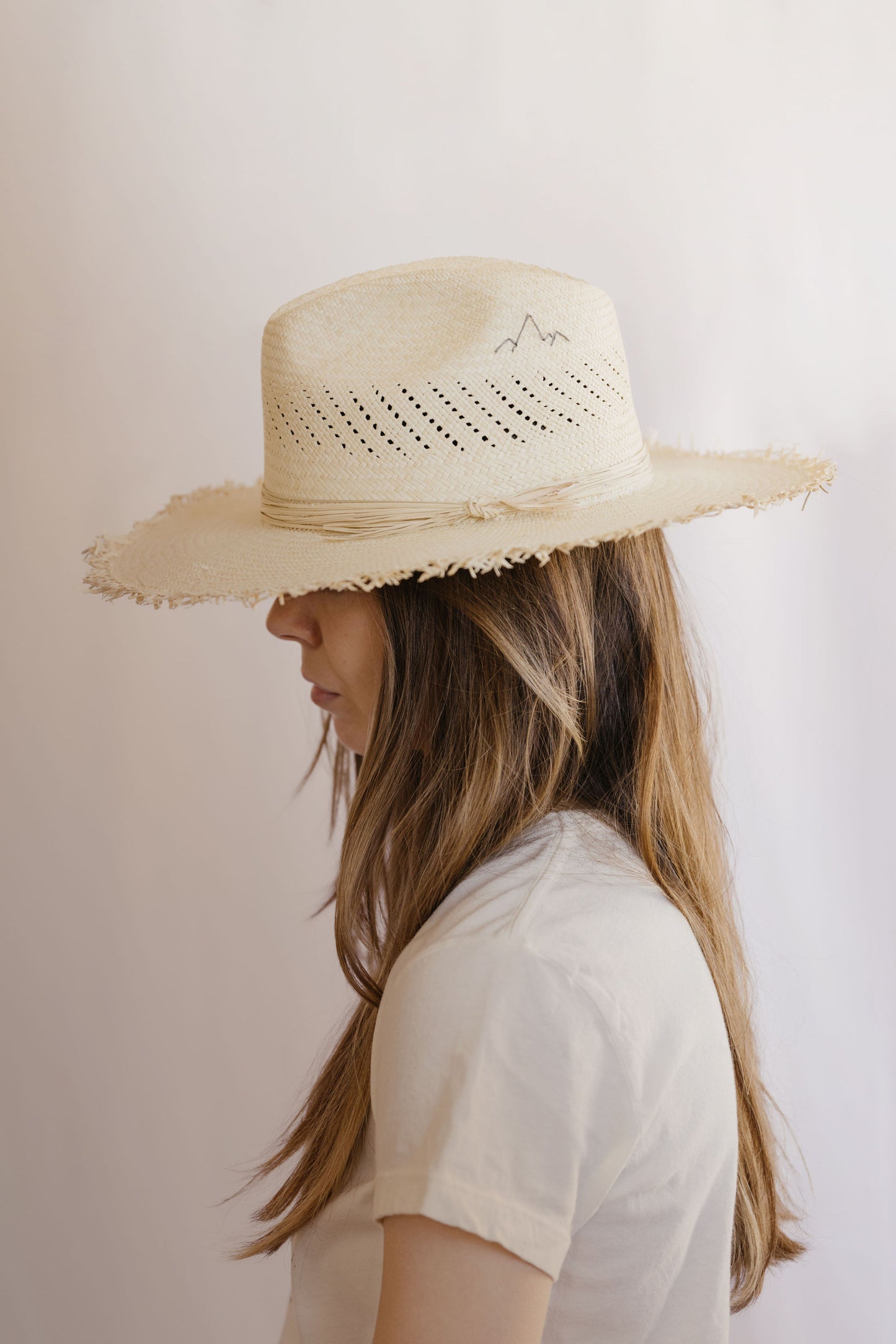 Straw with Perforated Crown - Frayed Brim