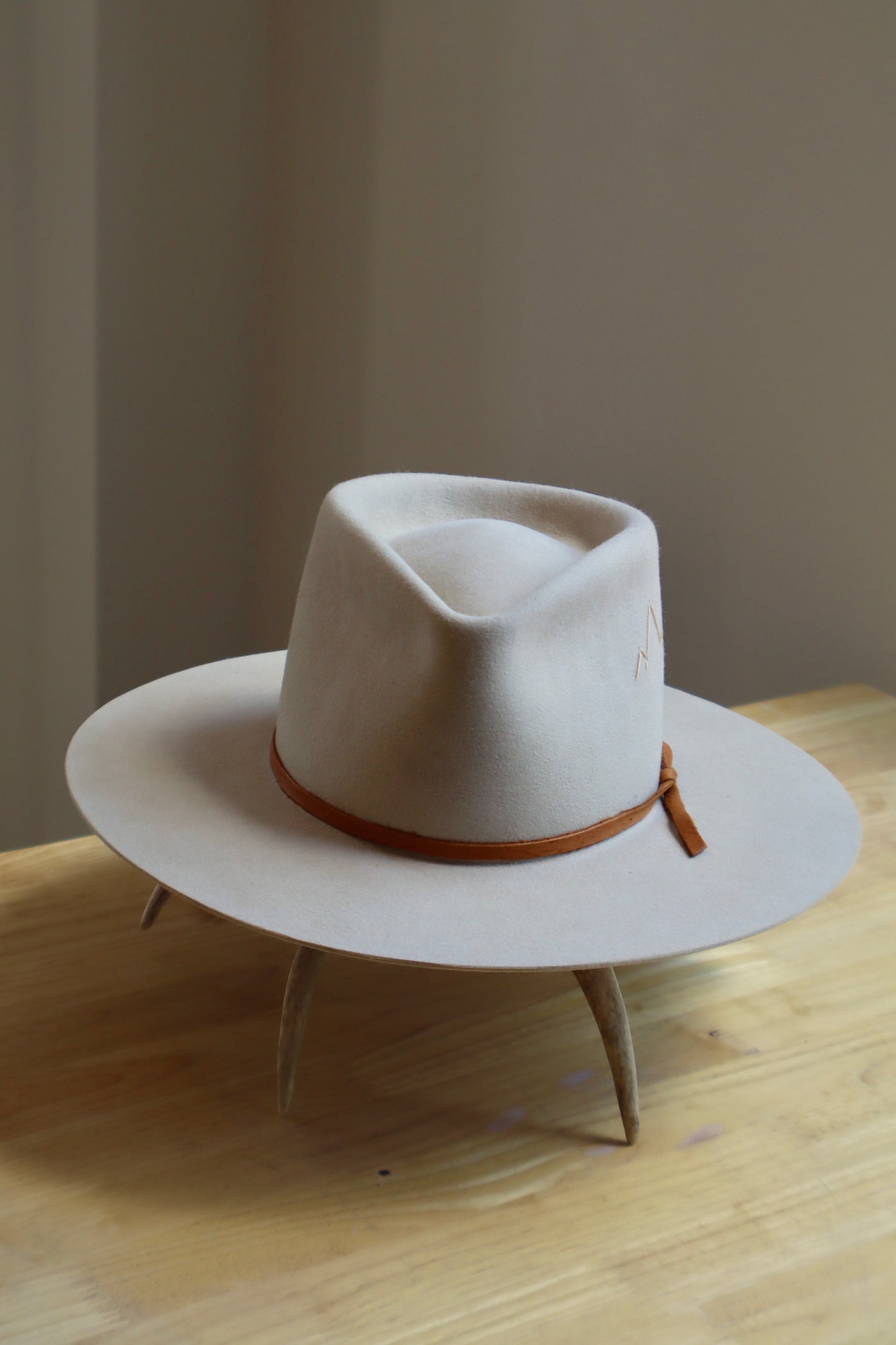 Bone: Western 50x